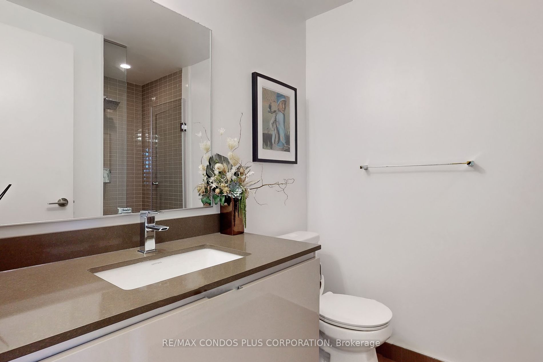 200 Bloor St W, #2105