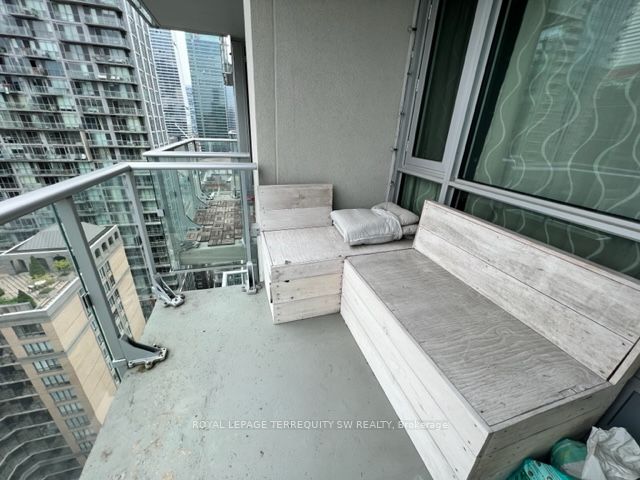 199 Richmond St, #2202