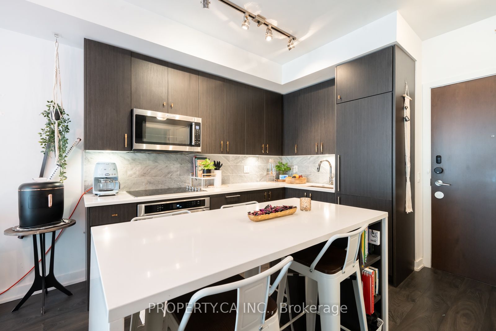38 Iannuzzi Street, #304