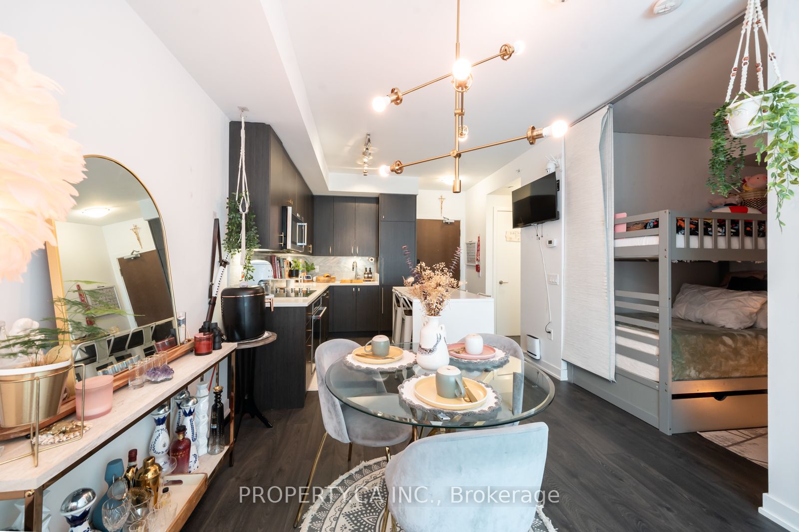 38 Iannuzzi Street, #304