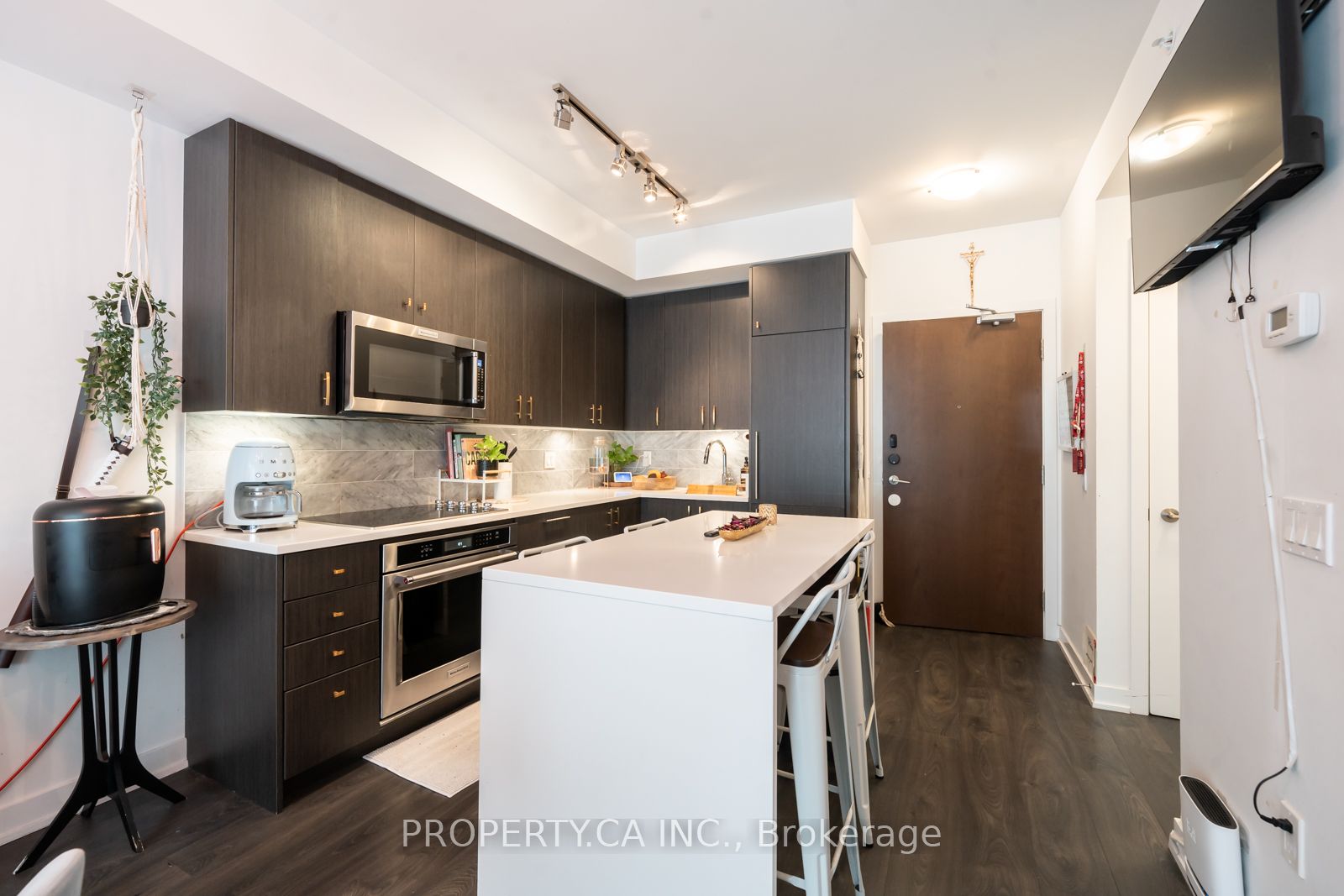 38 Iannuzzi Street, #304