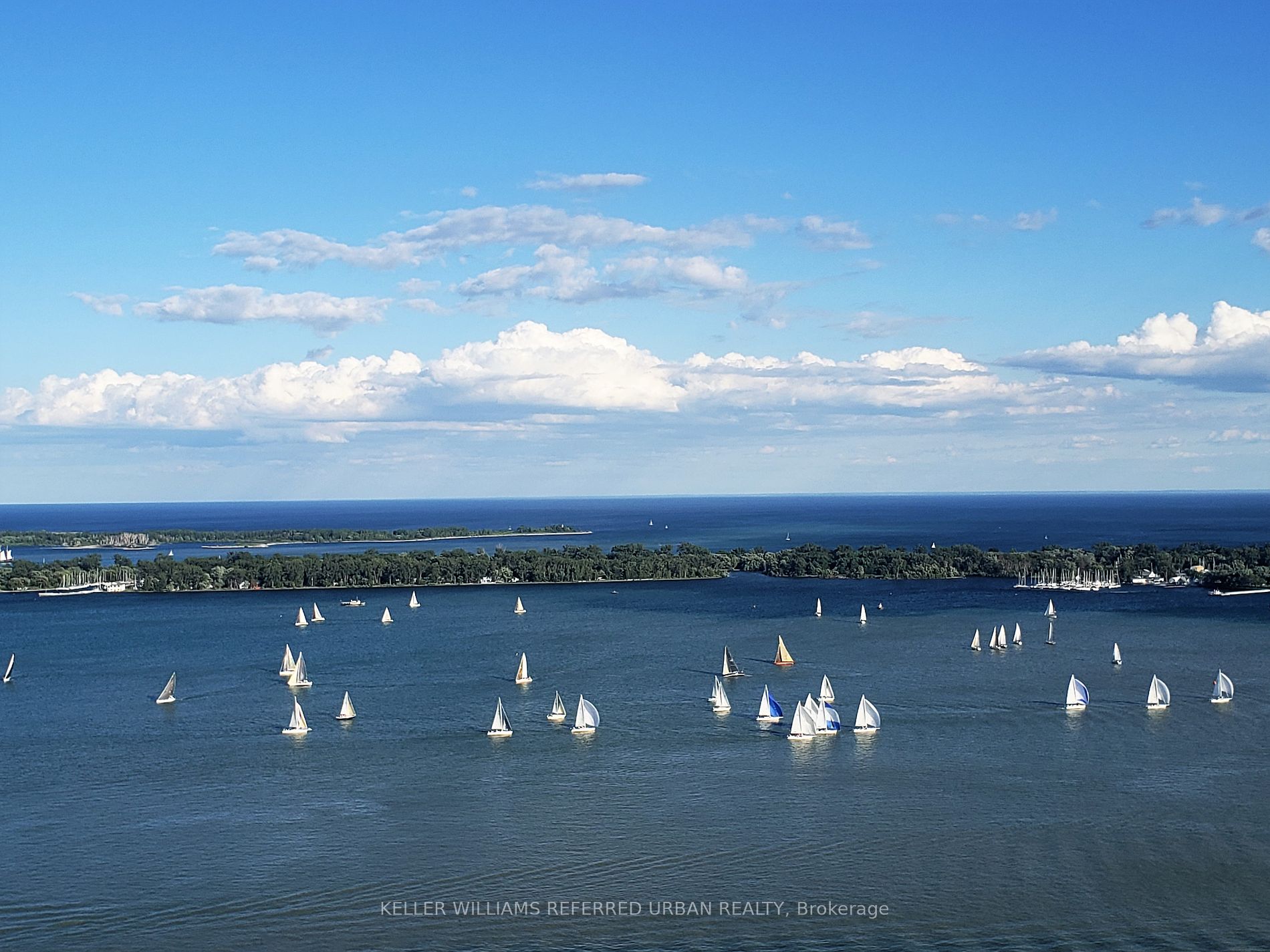 99 Harbour Sq, #3303
