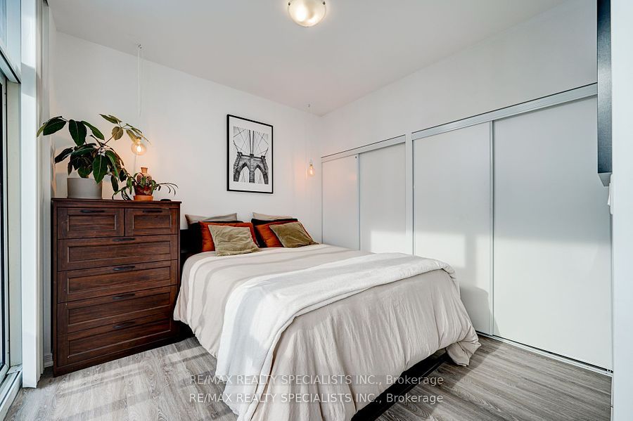 352 Front Street #2305