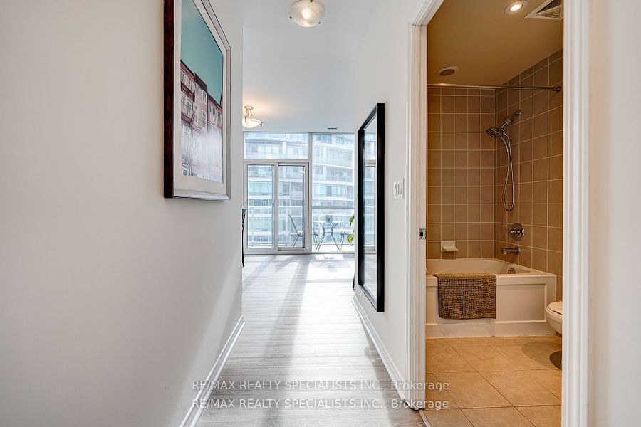 352 Front Street #2305
