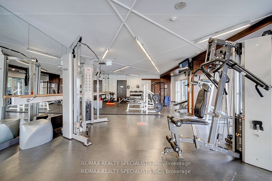 352 Front Street #2305