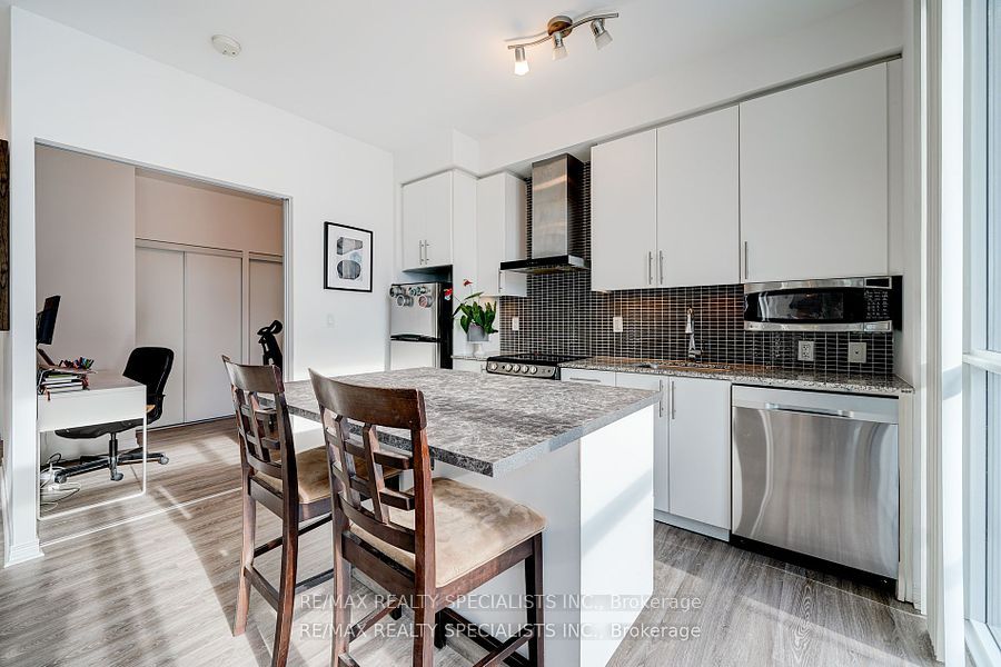 352 Front Street #2305