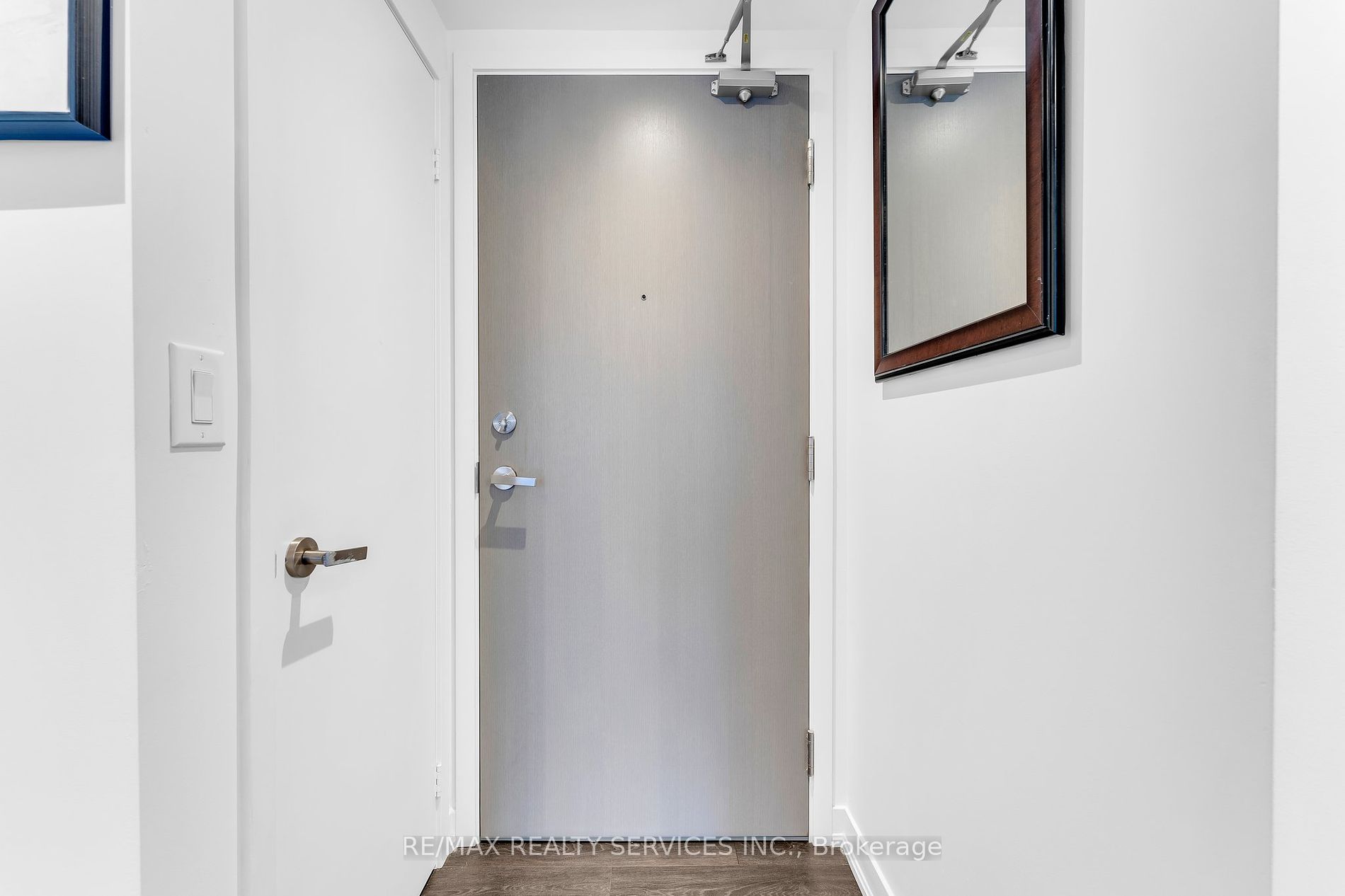 100 Harbour St, #1202