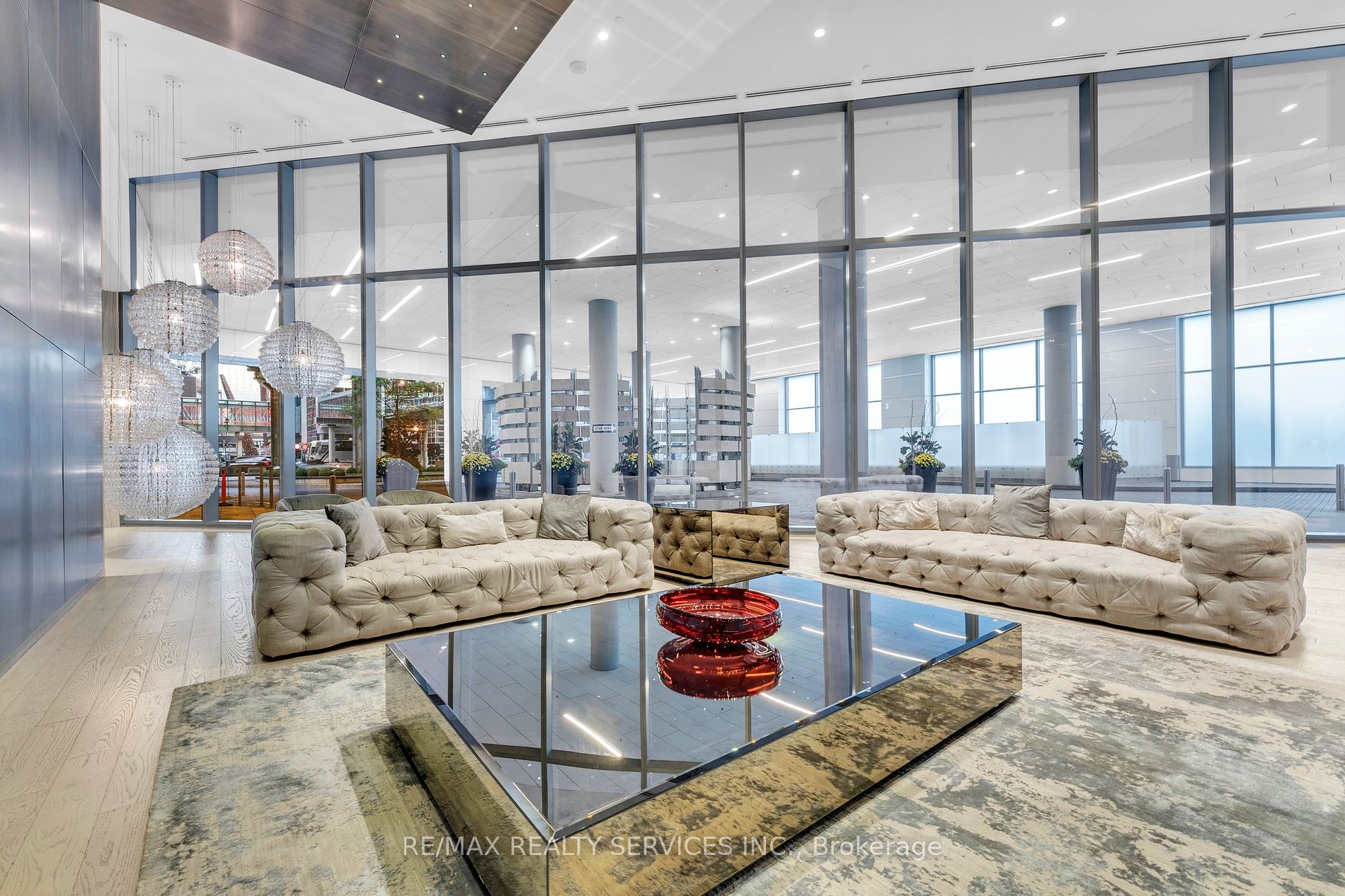 100 Harbour St, #1202