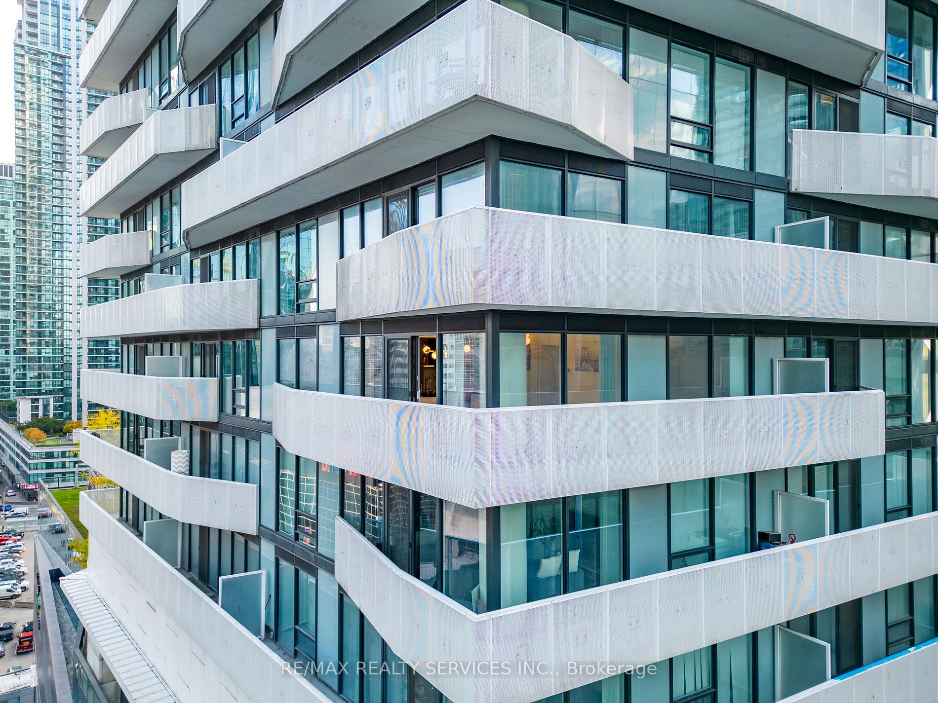 100 Harbour St, #1202