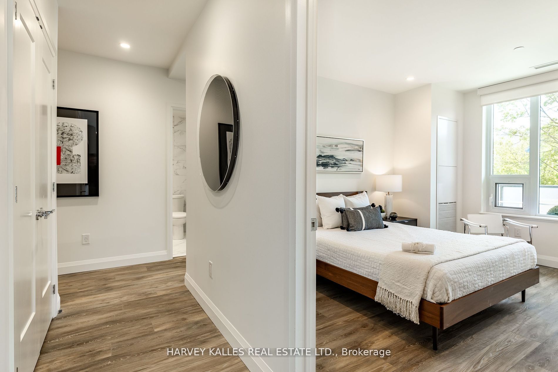 71 Redpath Ave, #306