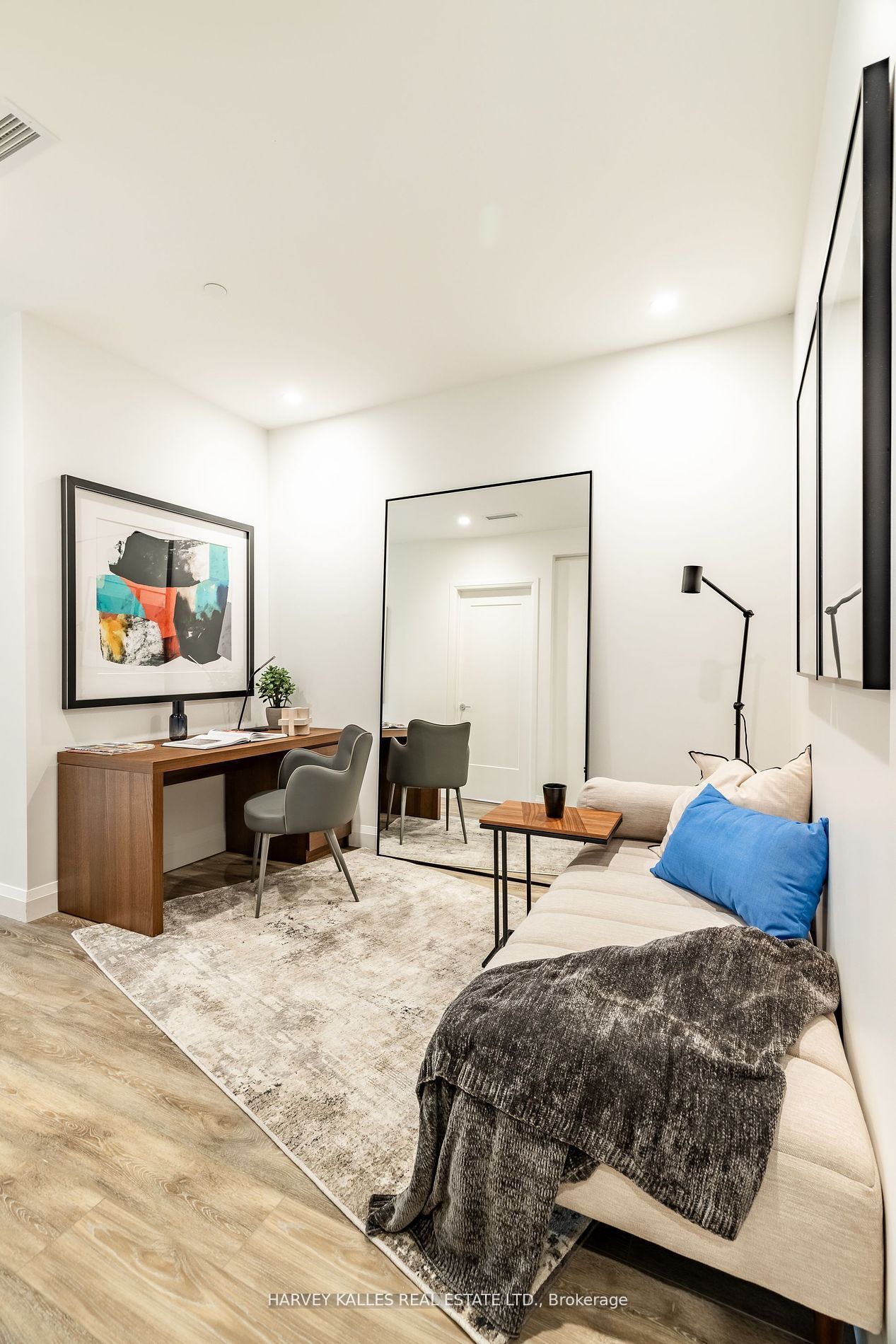71 Redpath Ave, #306