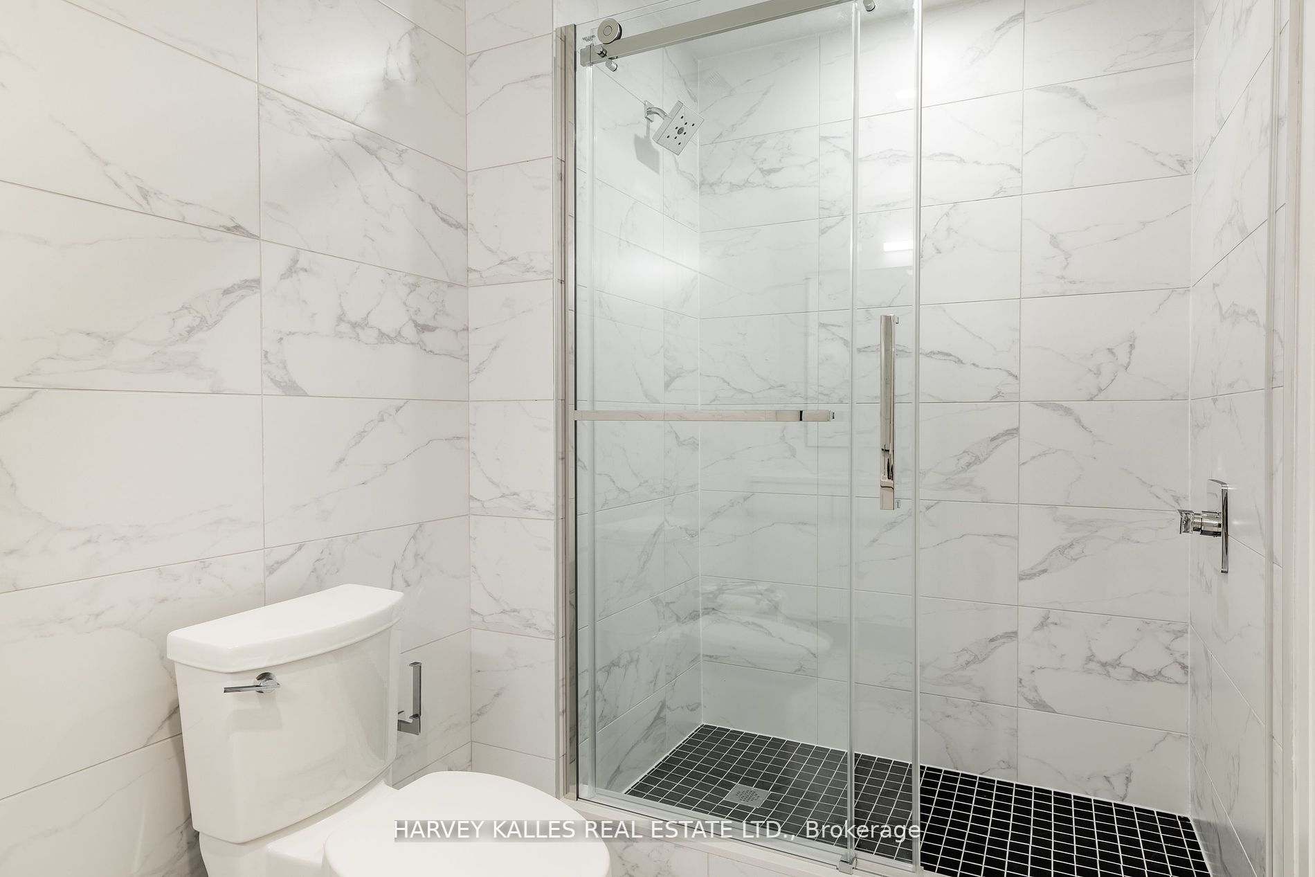 71 Redpath Ave, #306