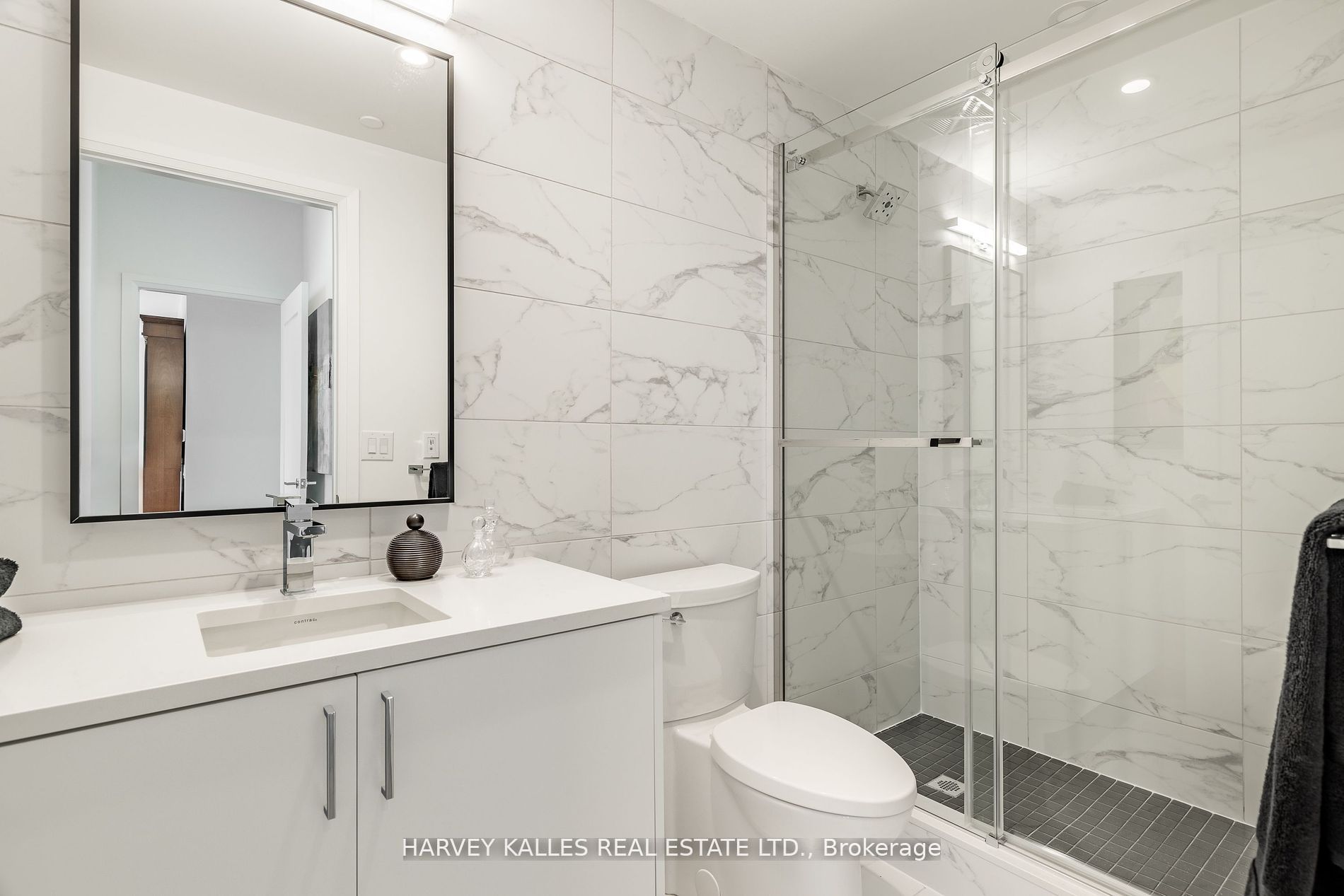 71 Redpath Ave, #306