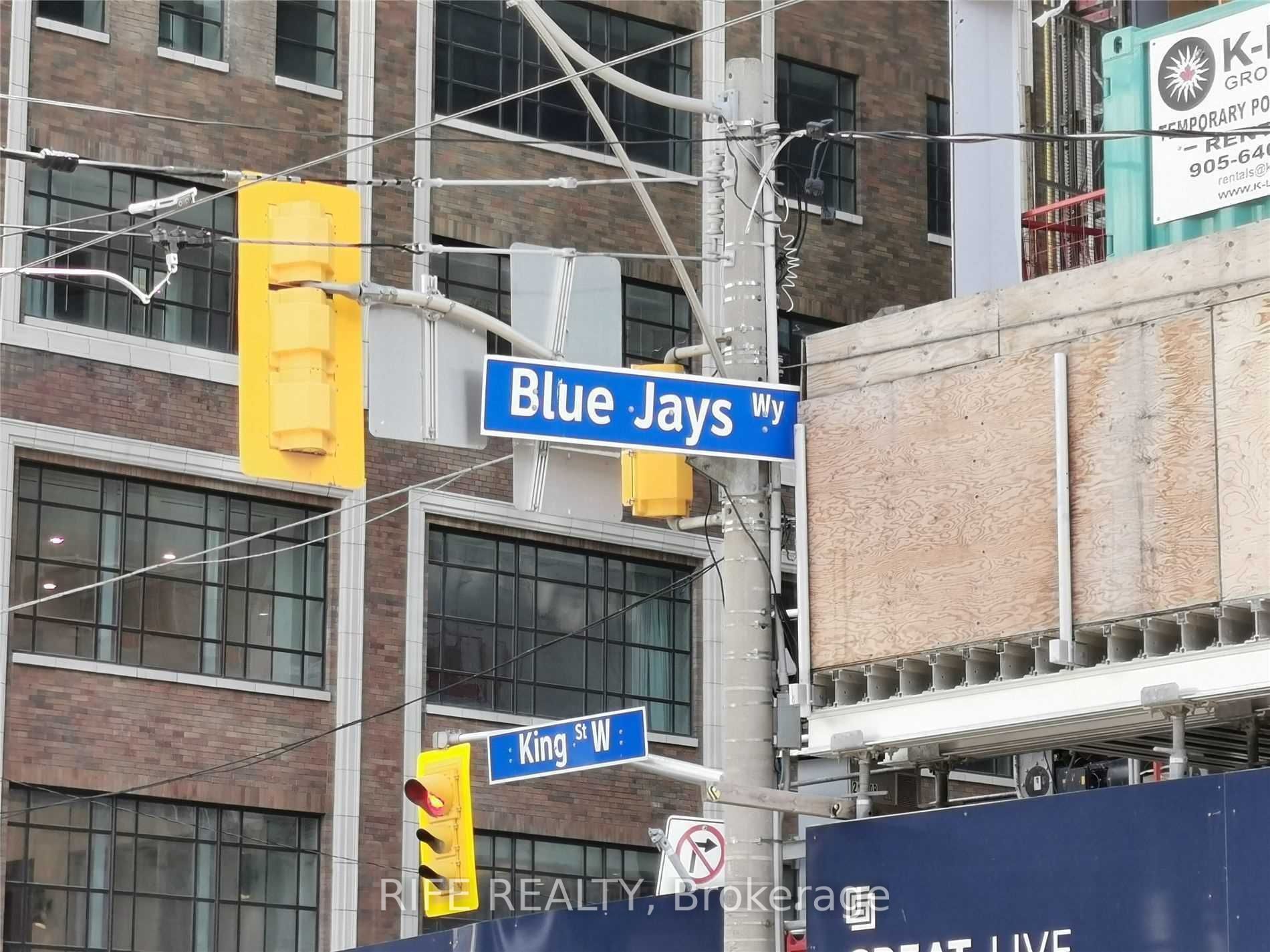 115 Blue Jays Way, #319