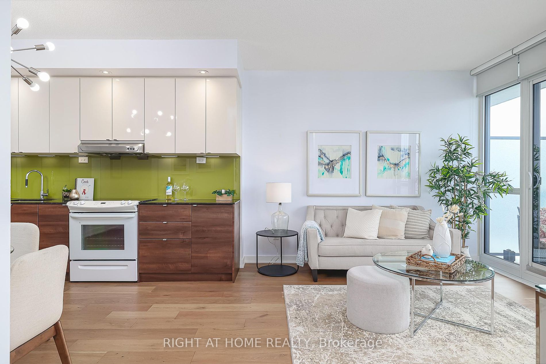 121 MCMAHON Dr, #2917