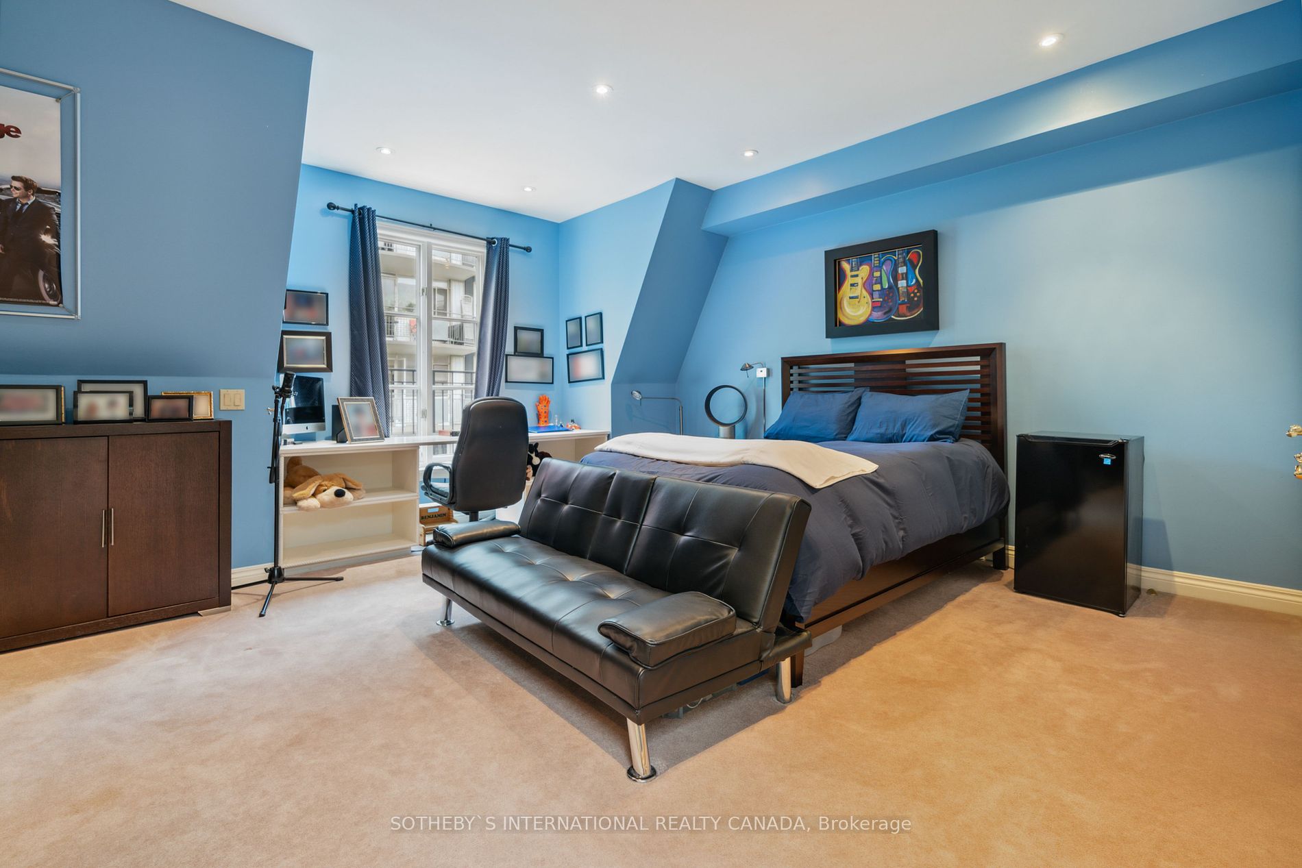 55 Lowther Ave