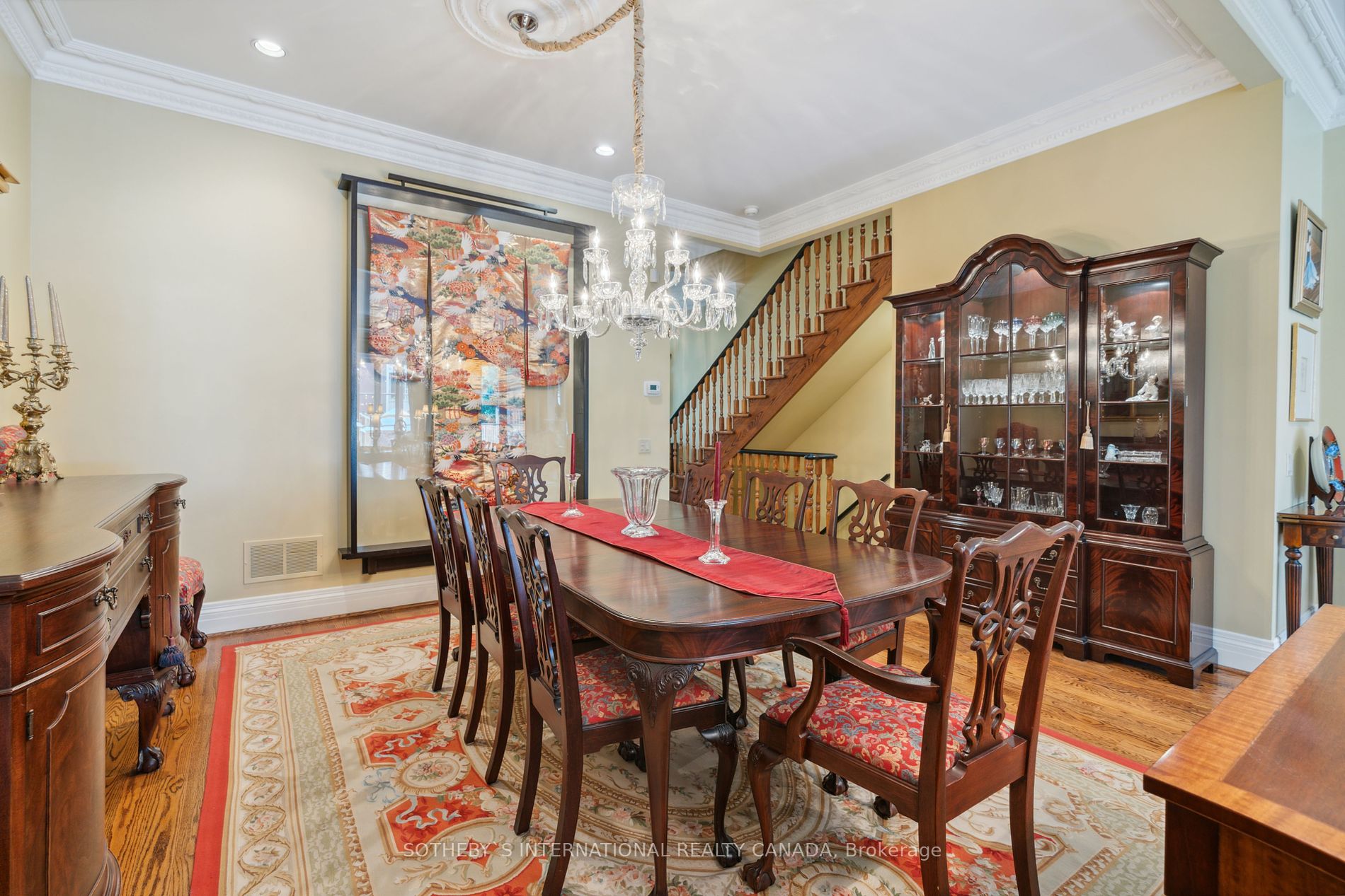 55 Lowther Ave