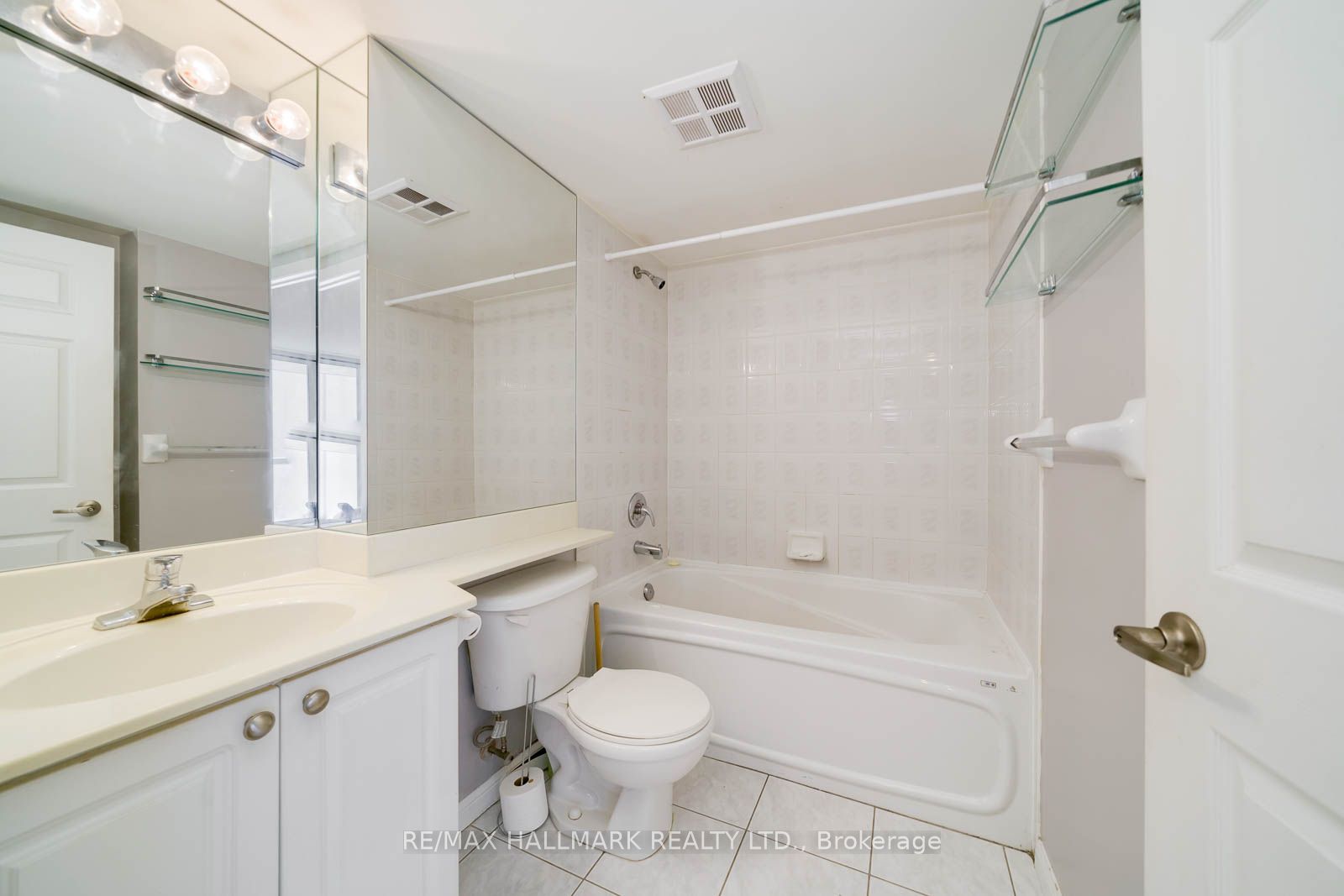 311 Richmond Street E #501