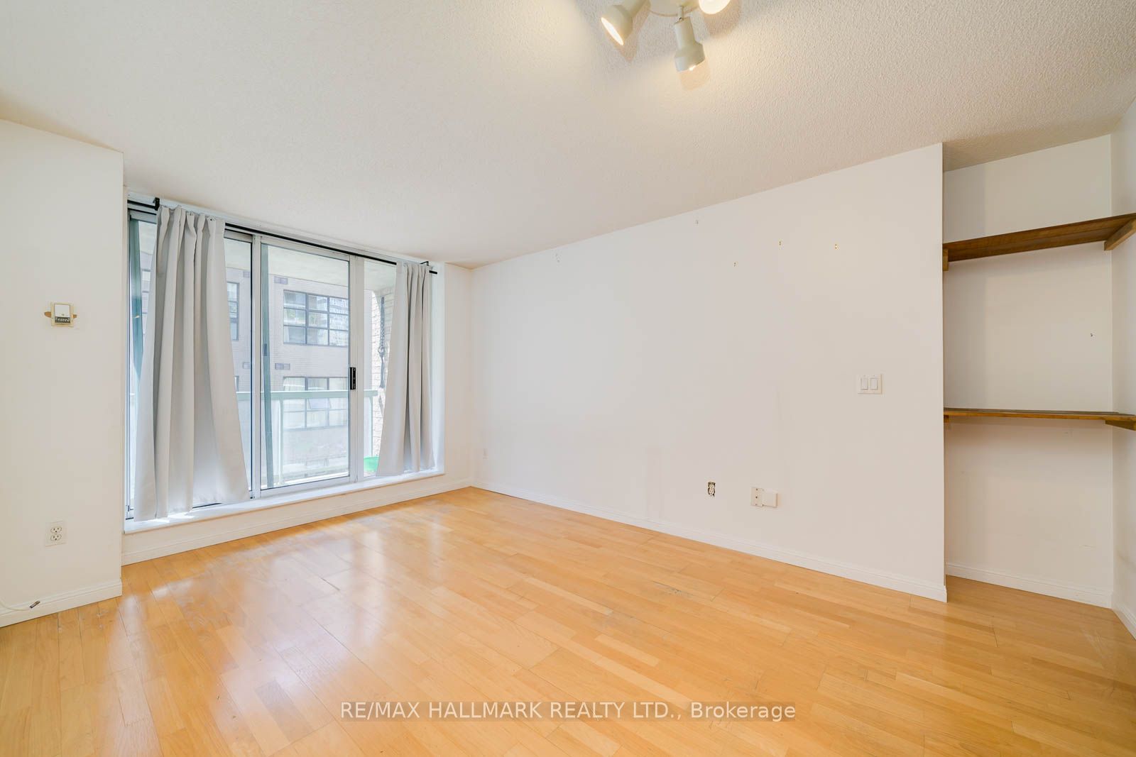 311 Richmond Street E #501