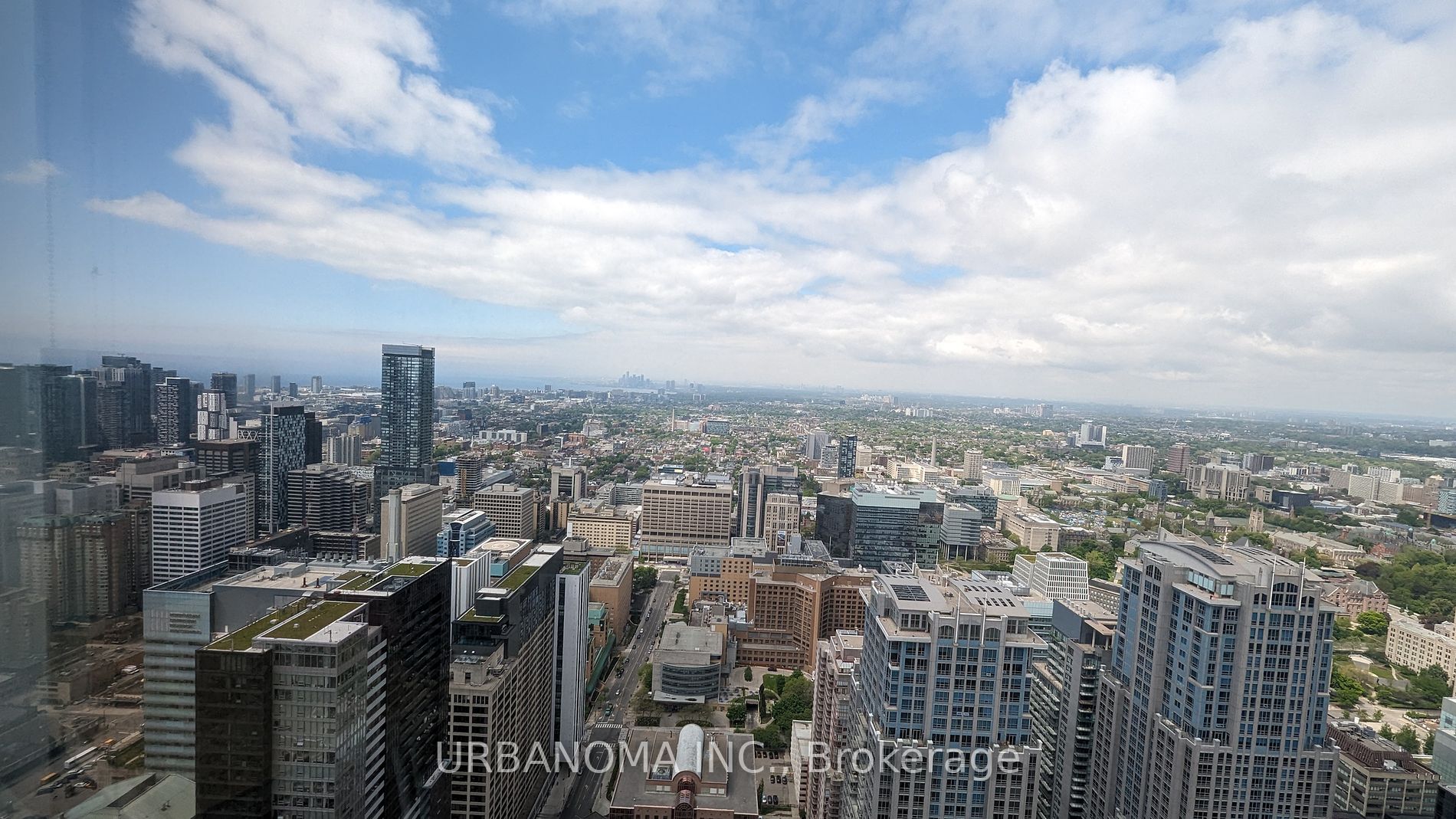 388 Yonge St W, #6116
