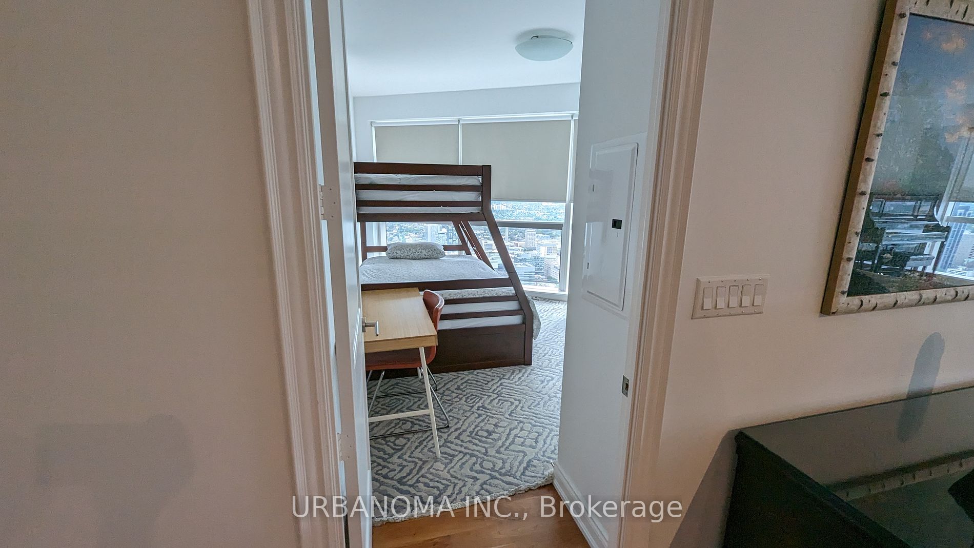 388 Yonge St W, #6116