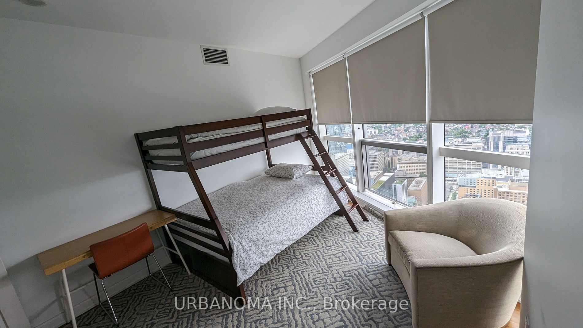 388 Yonge St W, #6116