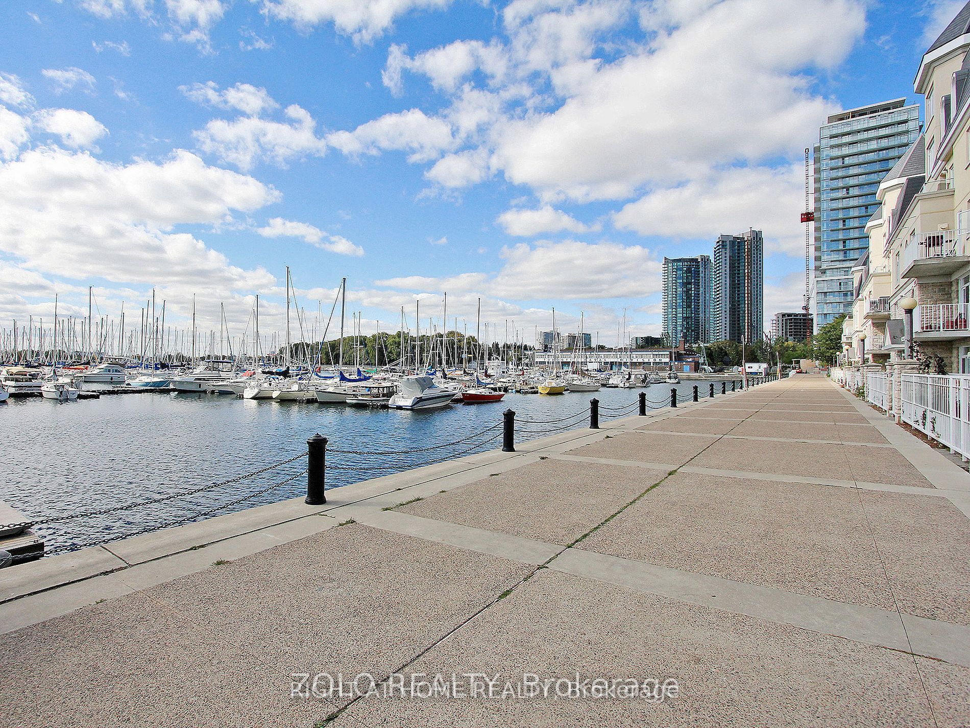 90 Stadium Rd, #829
