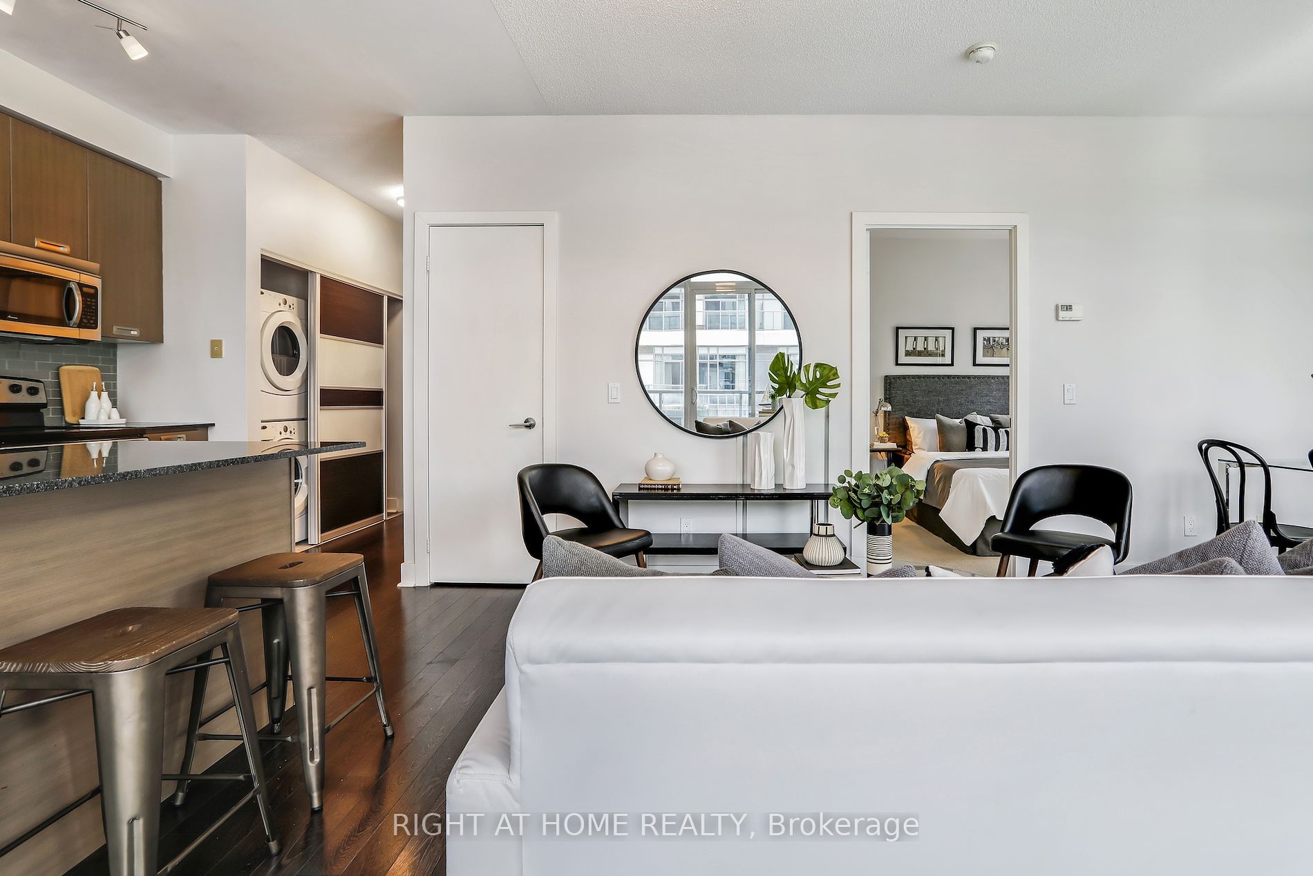 90 Stadium Rd, #829