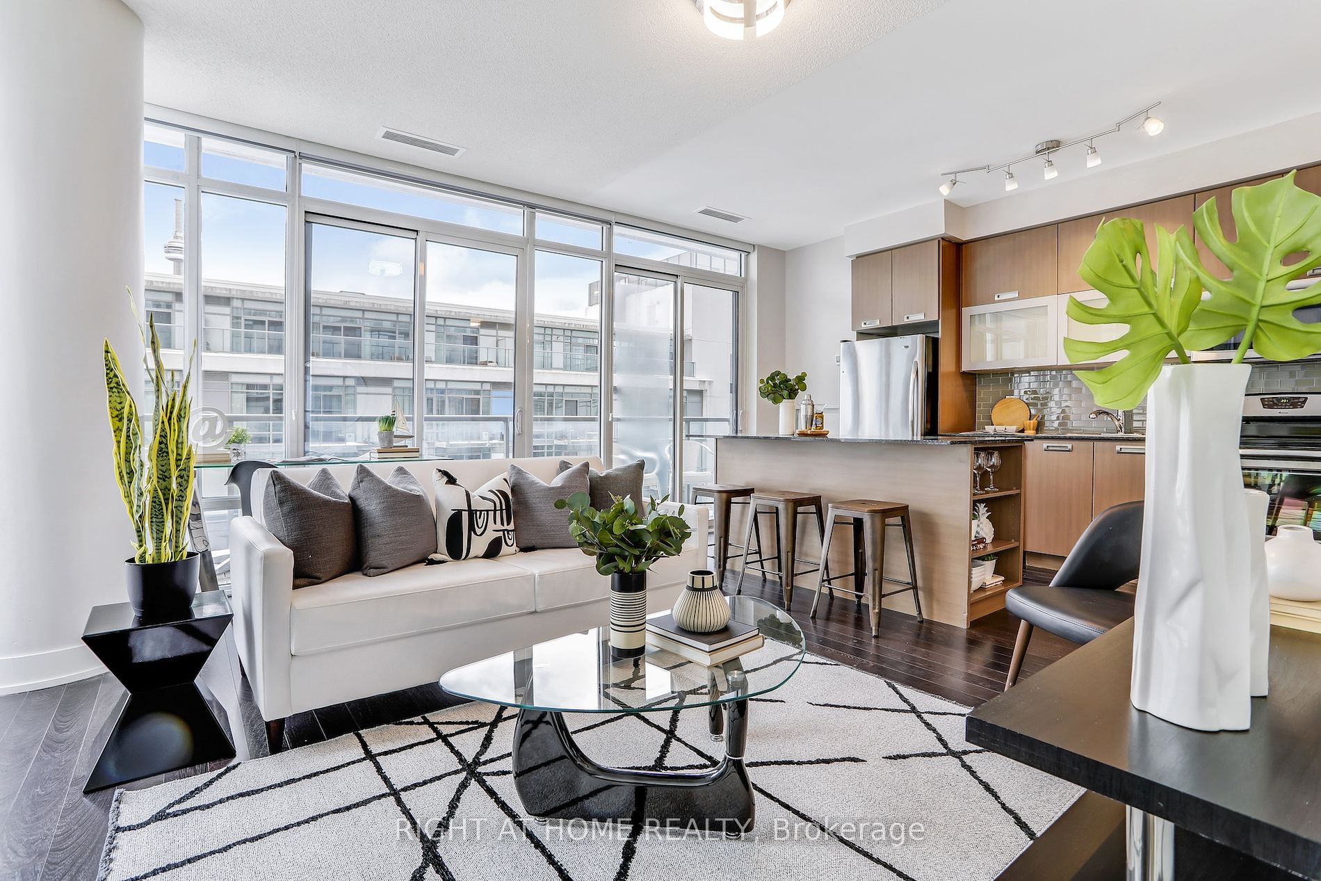 90 Stadium Rd, #829