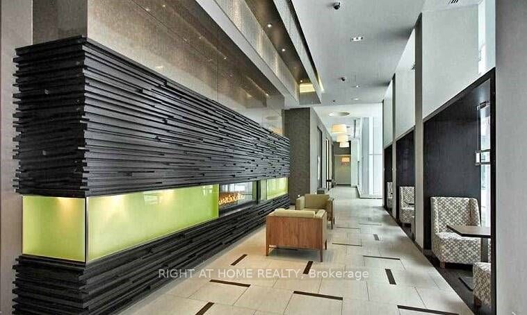 90 Stadium Rd, #829