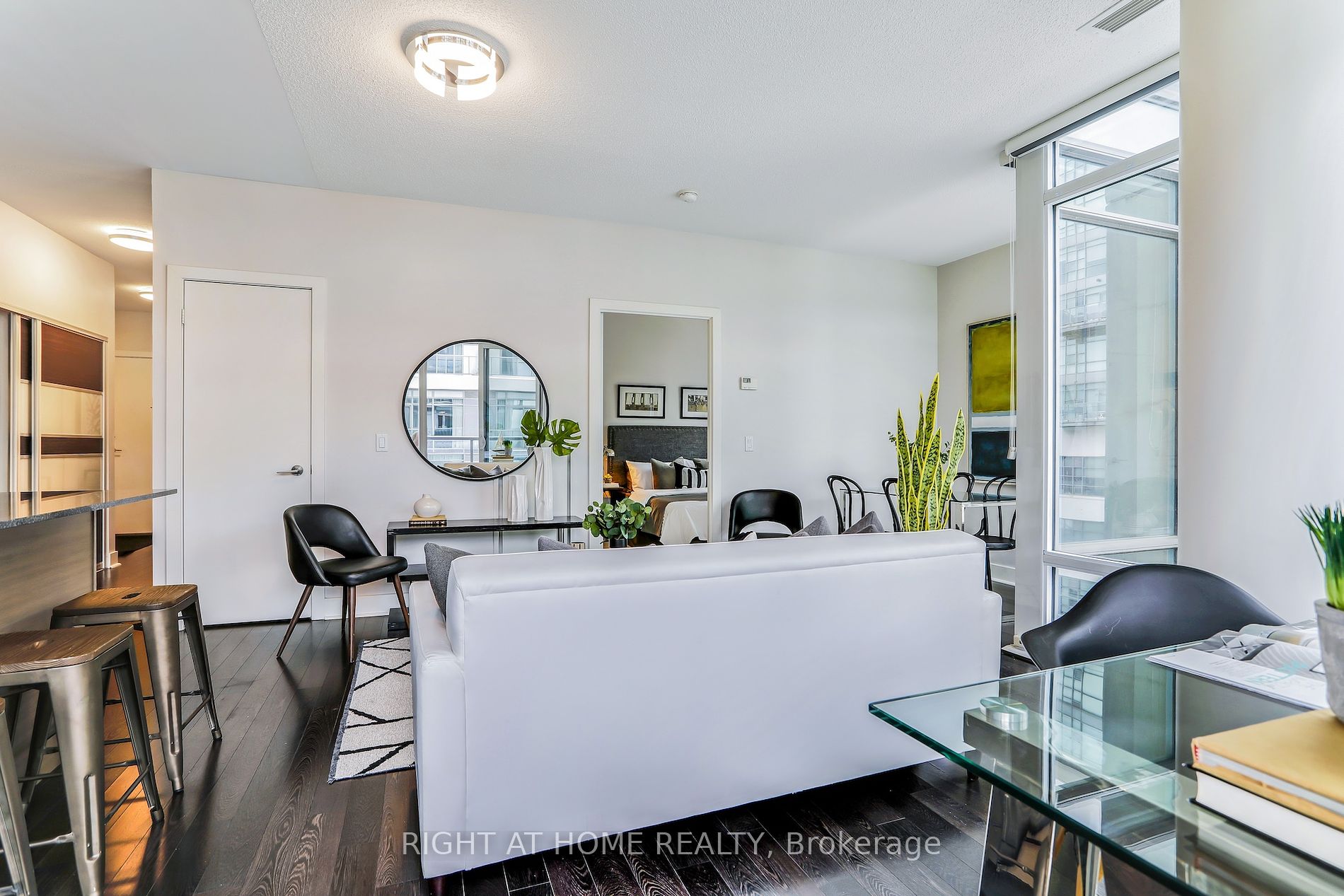 90 Stadium Rd, #829