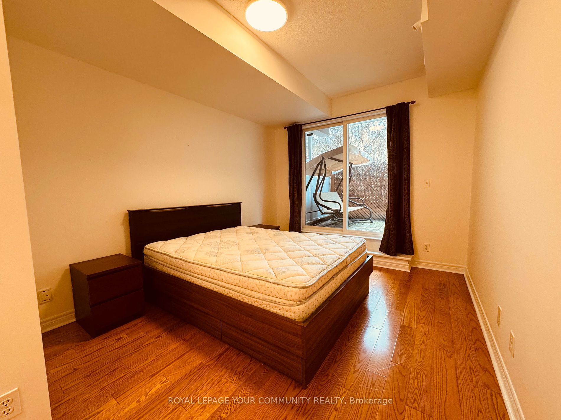 207 Wellesley Street E, #103