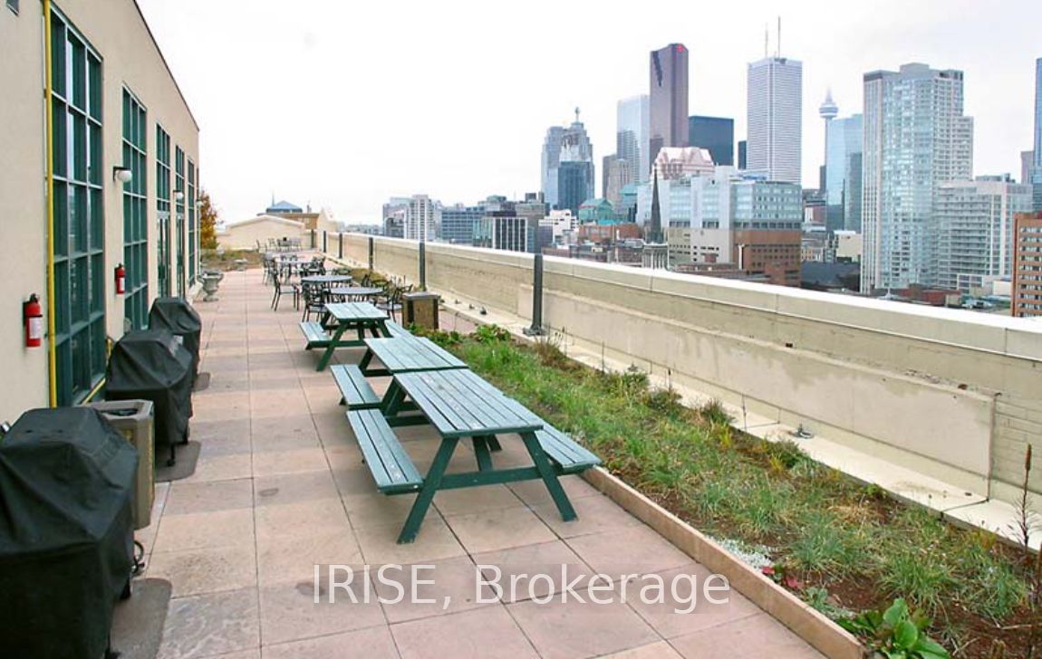 155 Dalhousie Street W #713