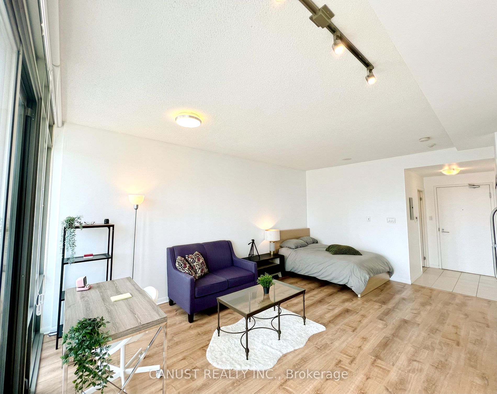 38 Grenville Street #3305