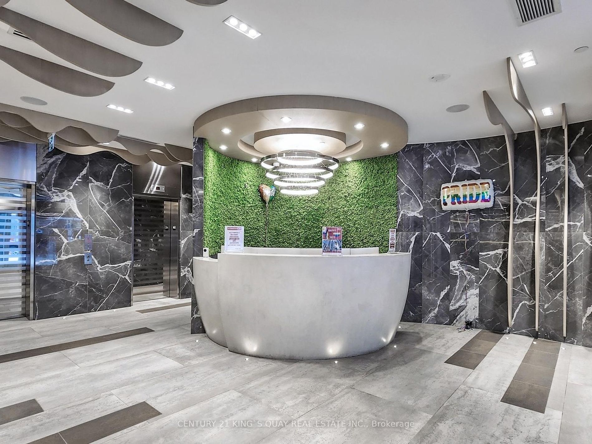 21 Carlton St, #1301