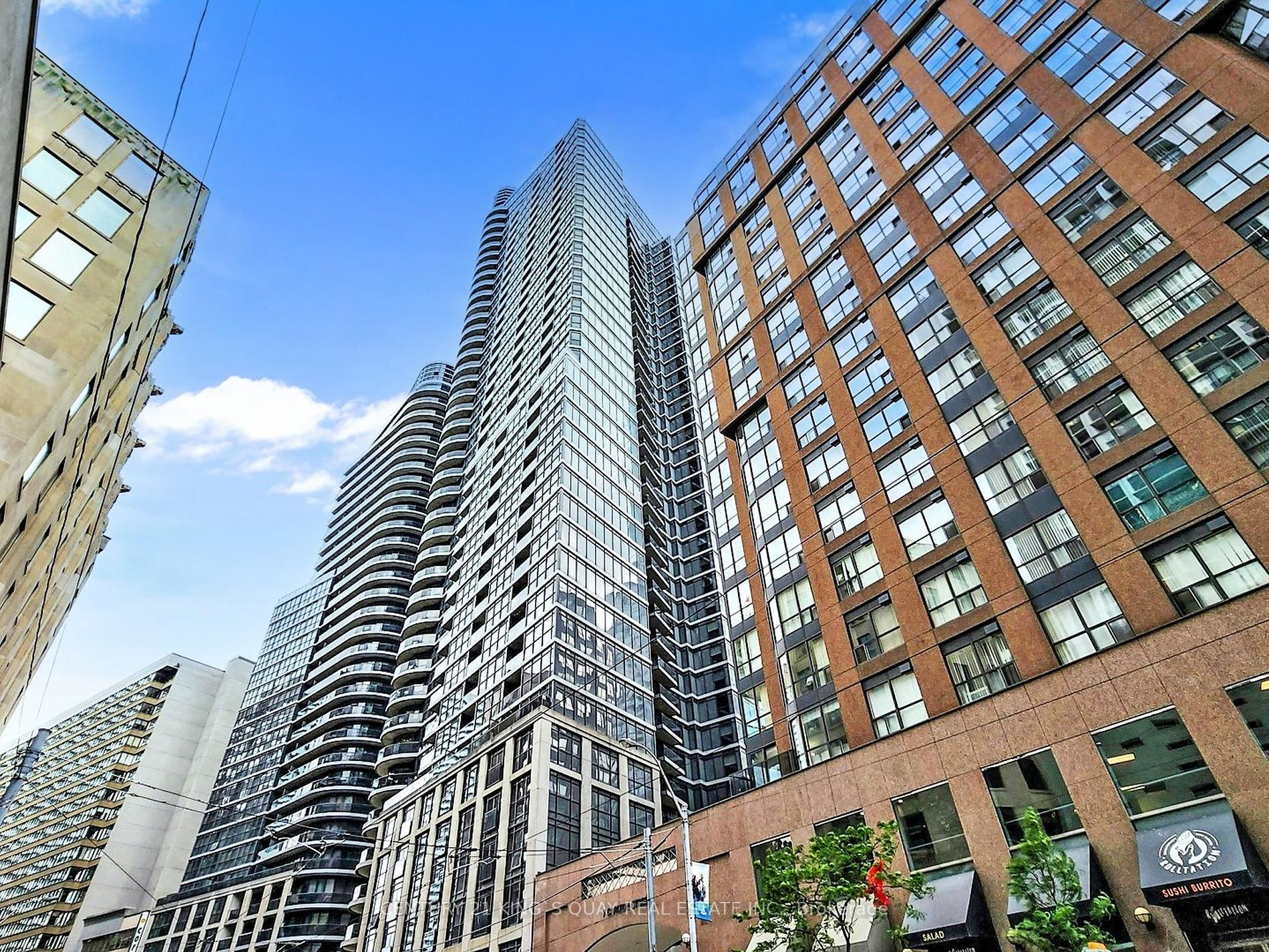 21 Carlton St, #1301