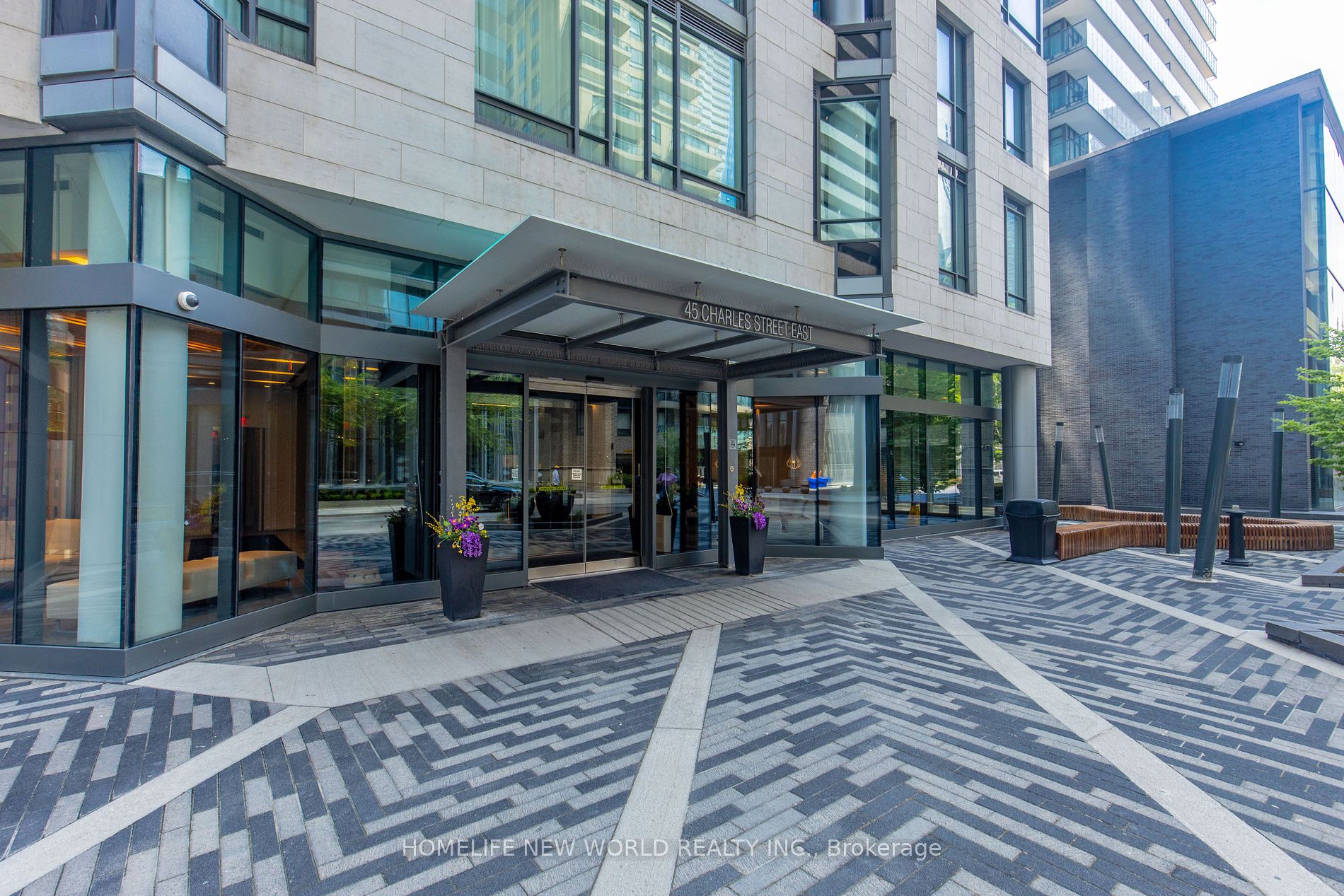 45 Charles Street E, #1002