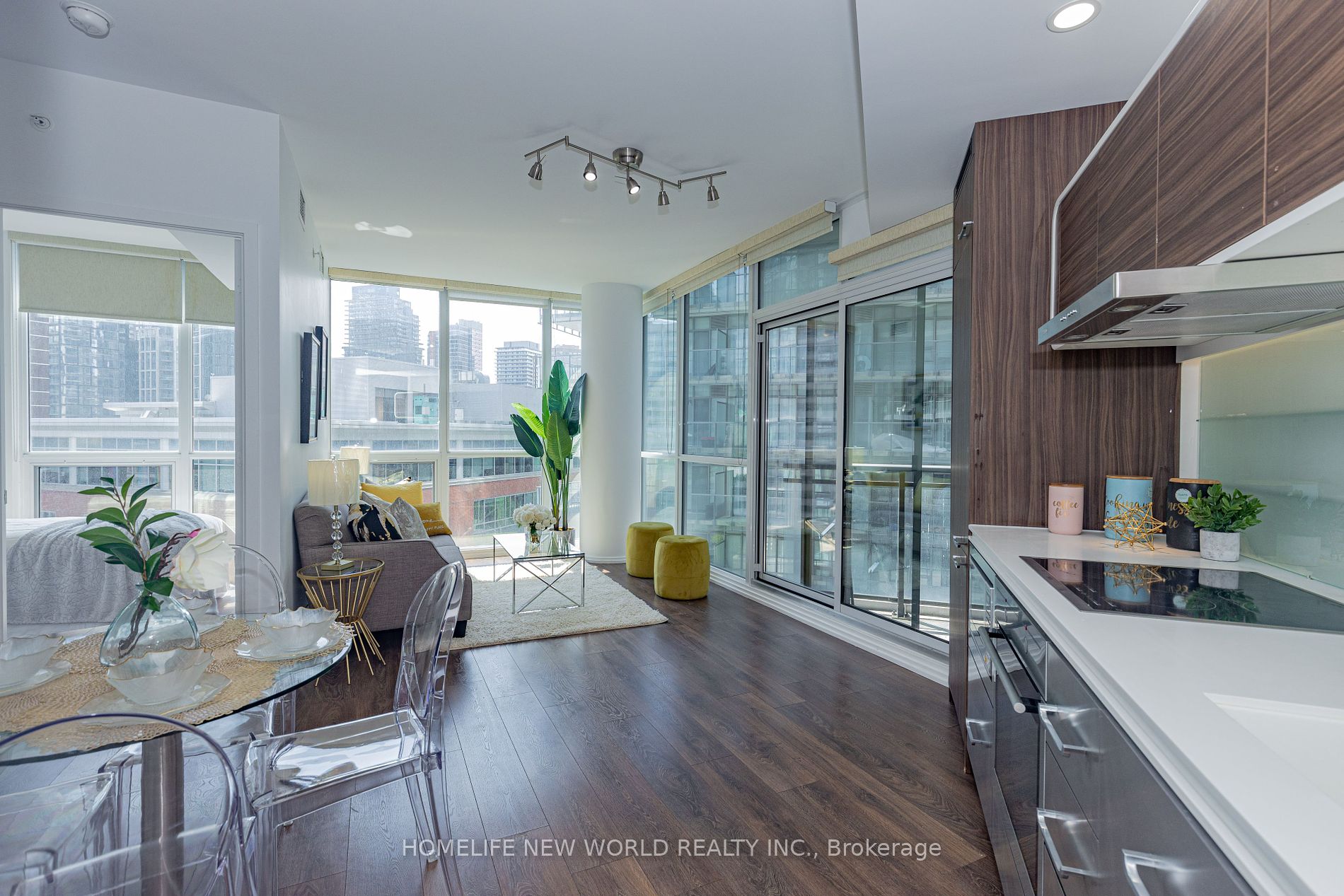 45 Charles Street E, #1002