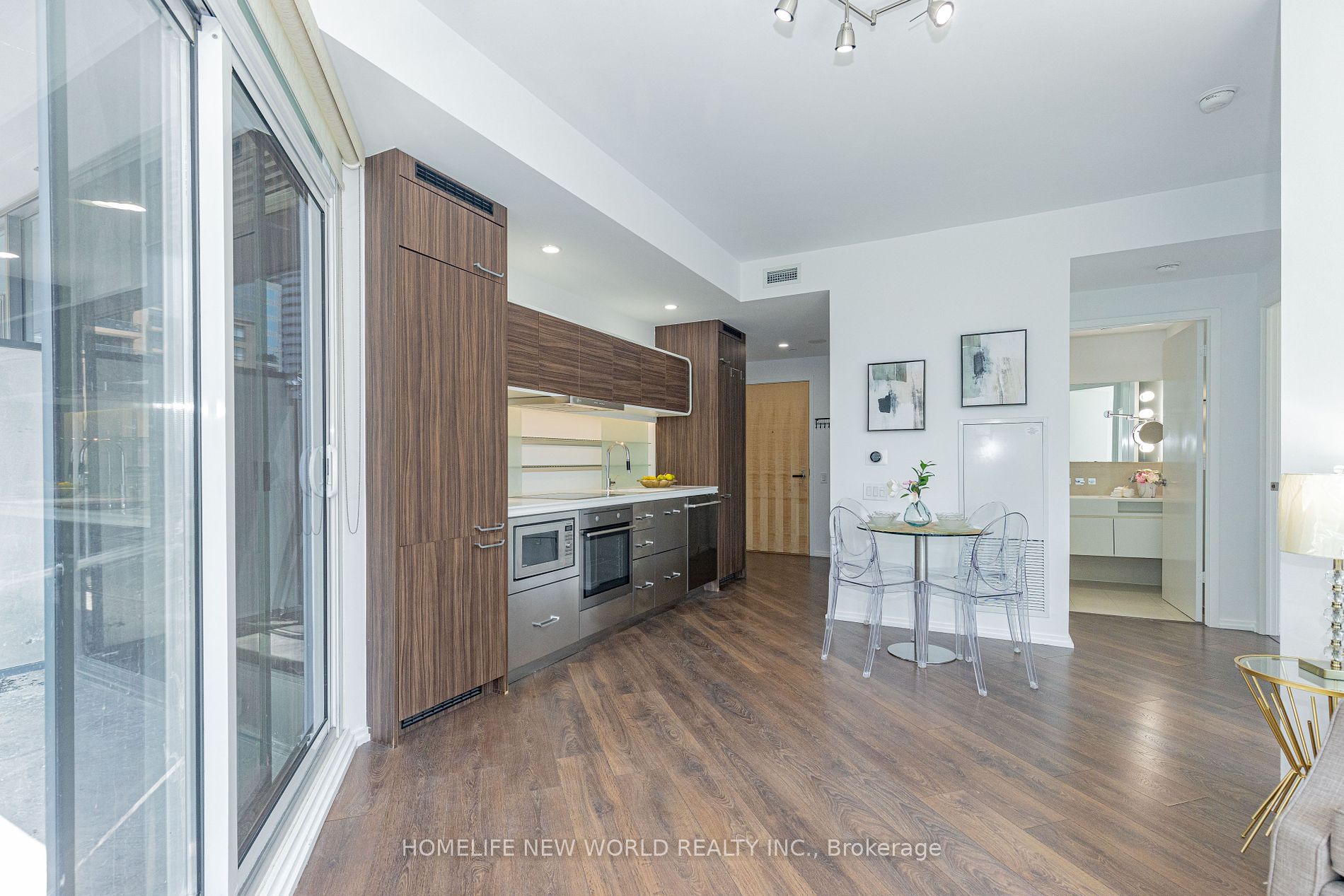 45 Charles Street E, #1002