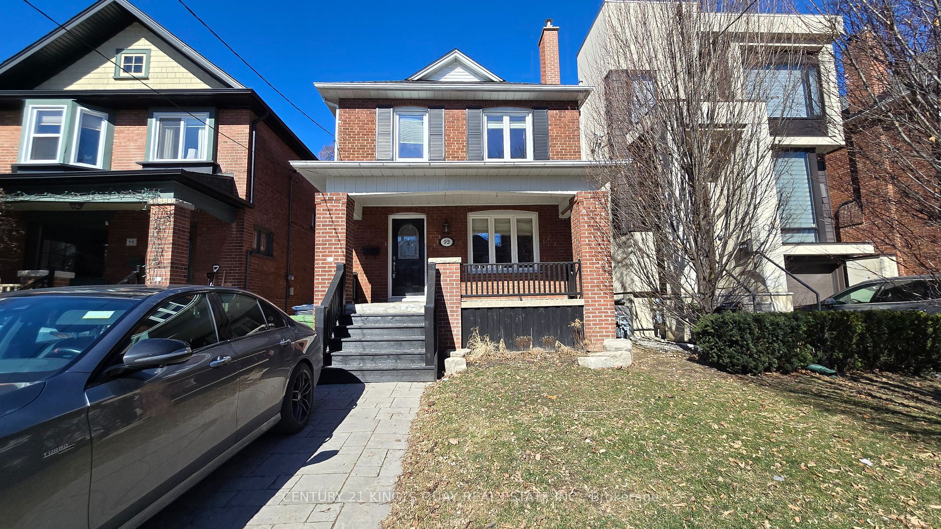 92 Bowood Ave