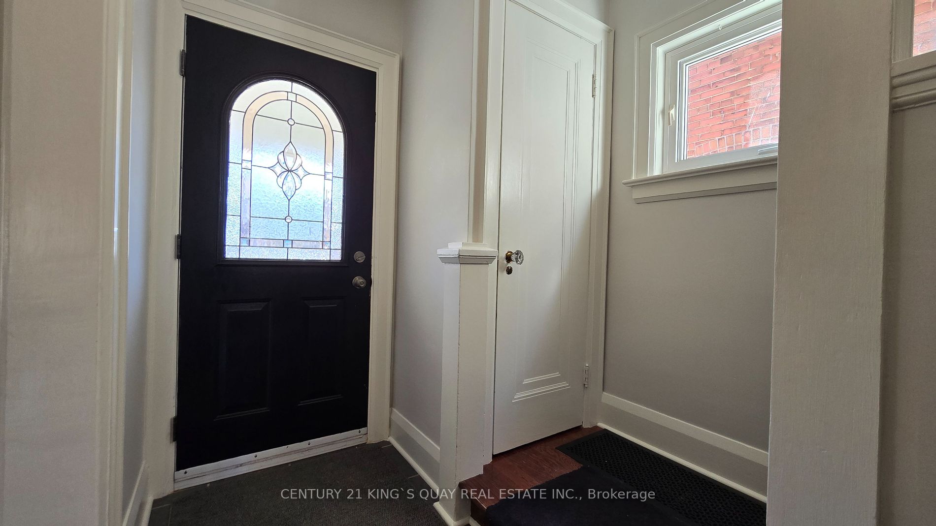 92 Bowood Ave