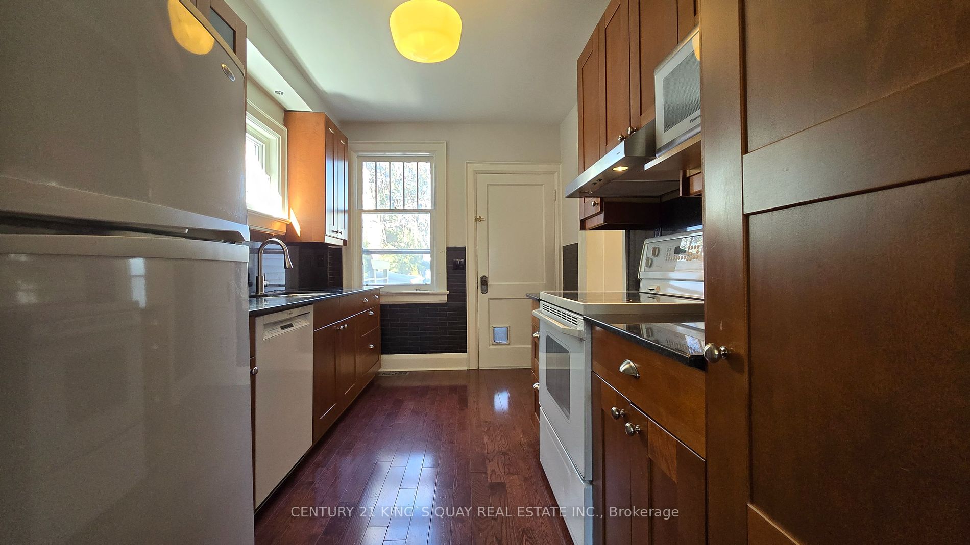 92 Bowood Ave