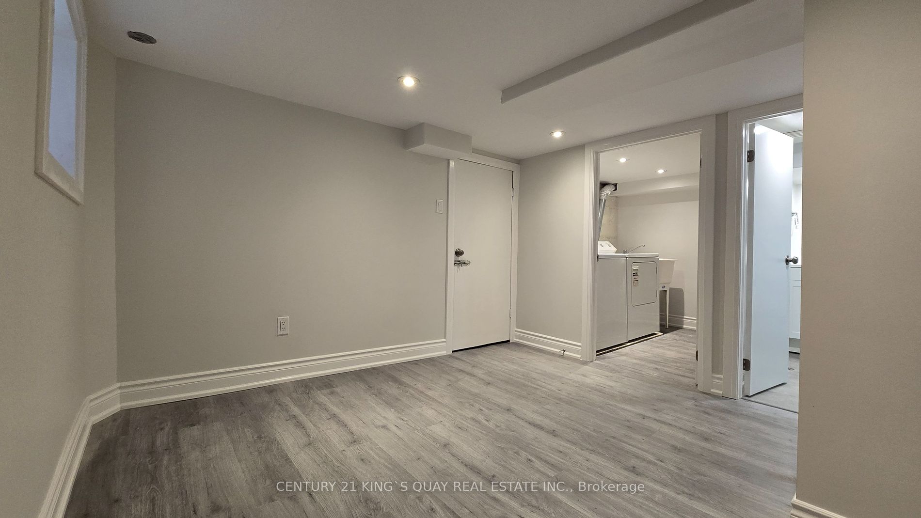92 Bowood Ave