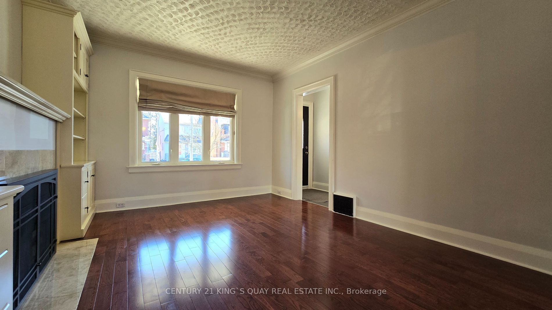 92 Bowood Ave