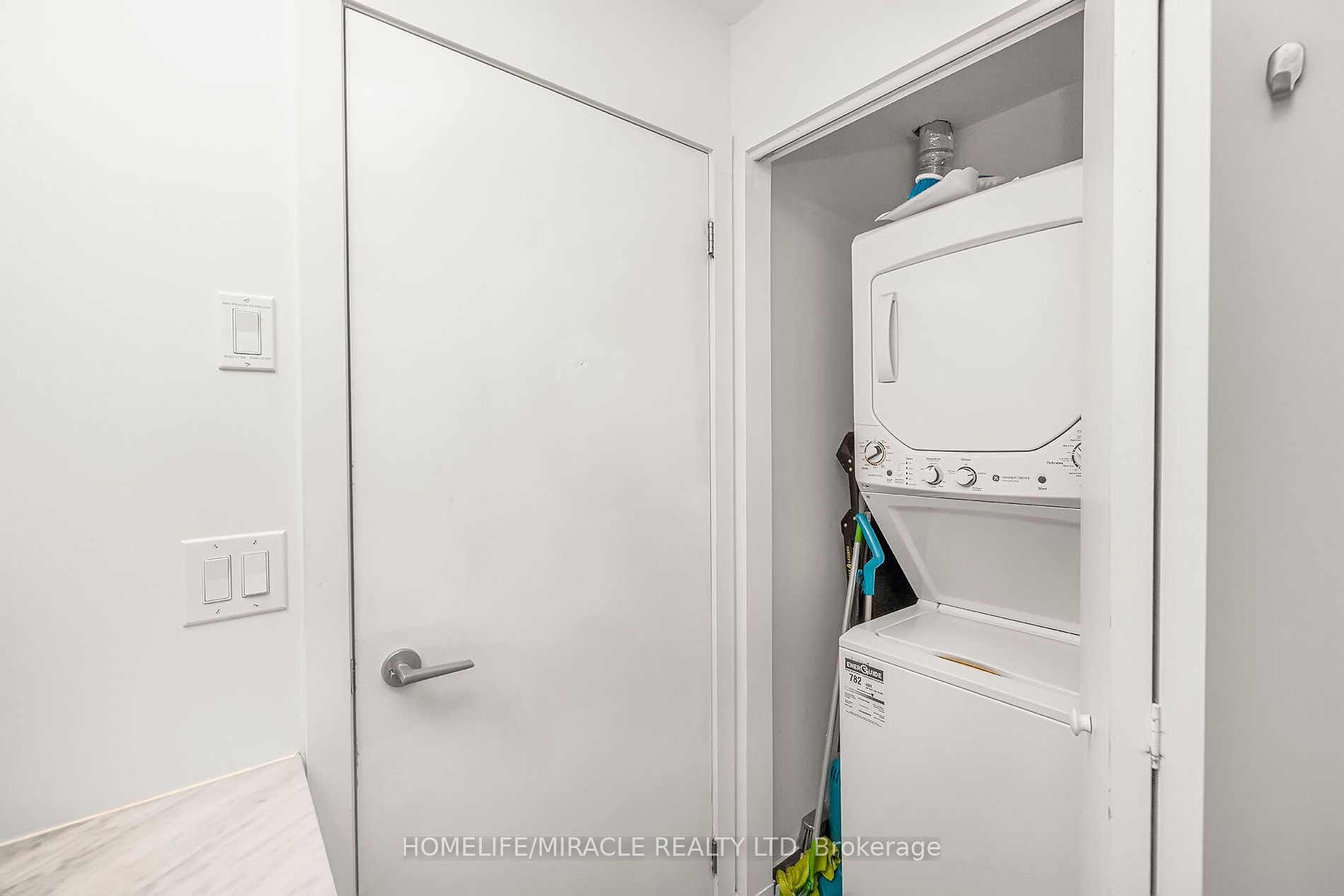 51 East Liberty St, #1108
