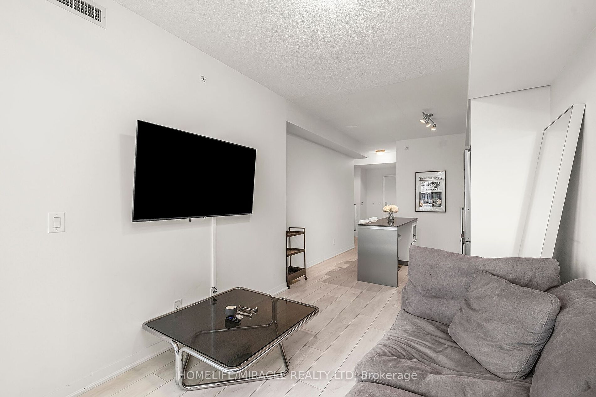 51 East Liberty St, #1108