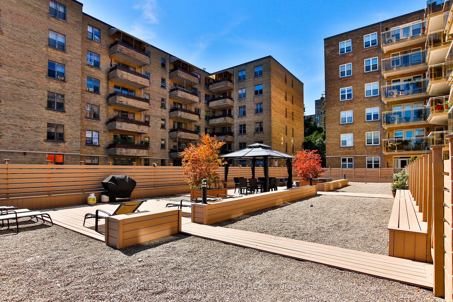2603 Bathurst St, #108