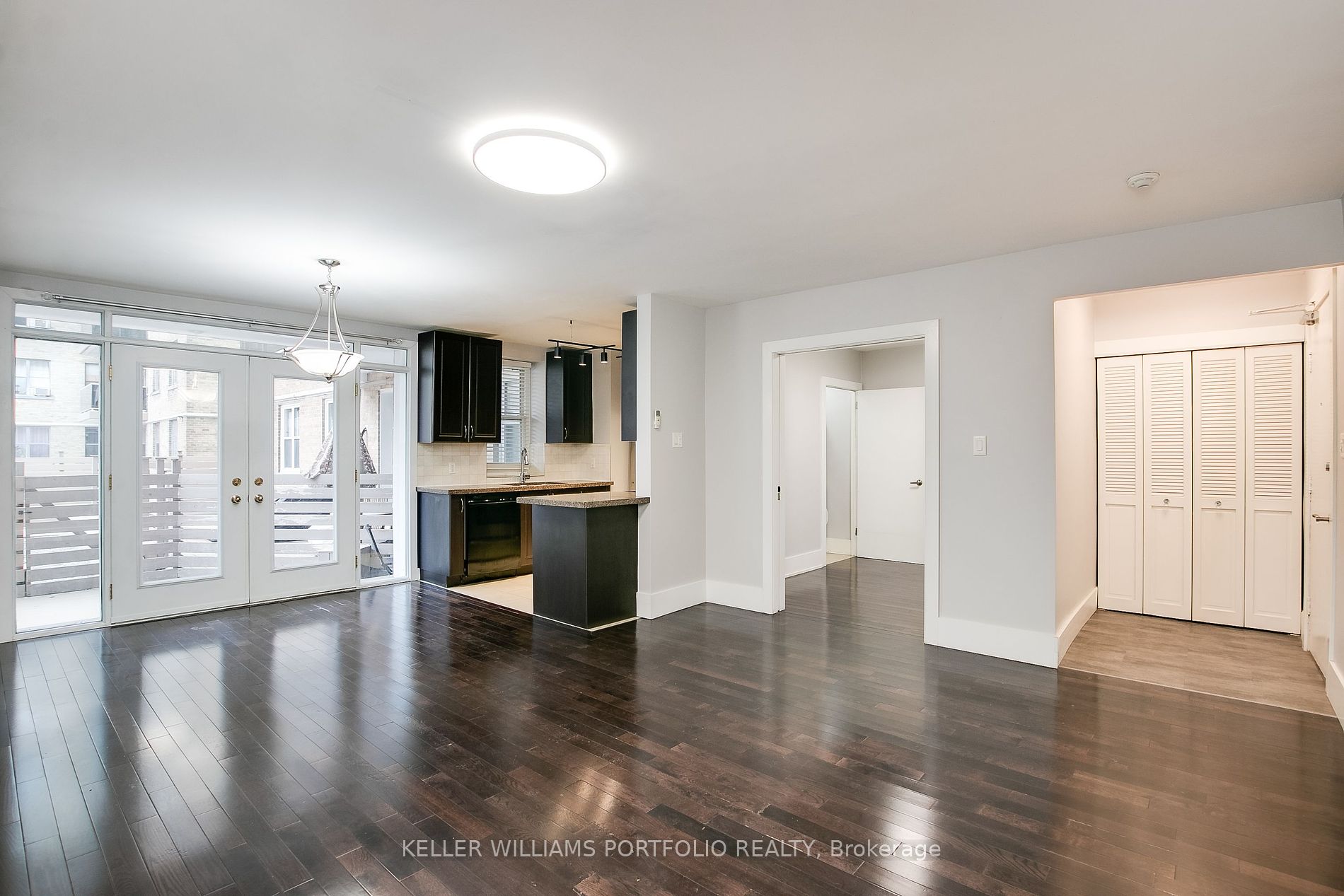 2603 Bathurst St, #108