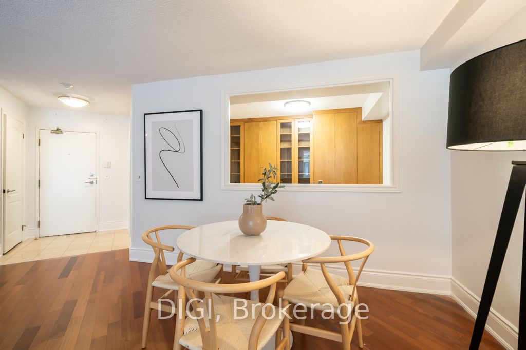 75 York Mills Rd, #406