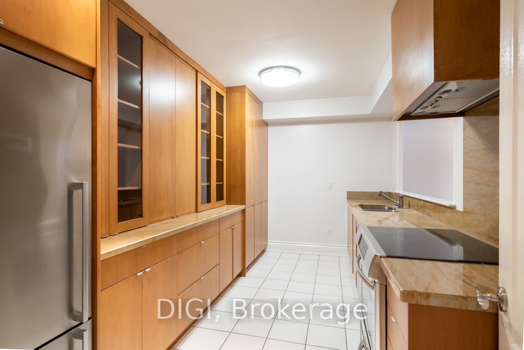 75 York Mills Rd, #406